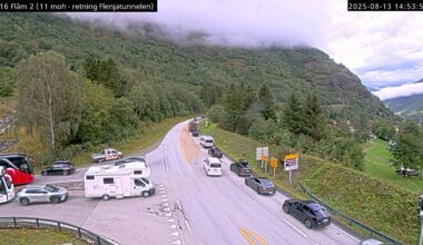 Flåm, Aurland | Rykte ut etter melding om mogleg brann i buss i Flenjatunnelen