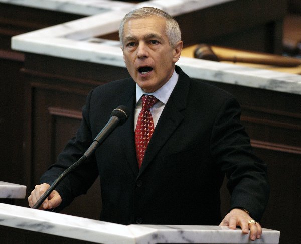Democratic presidential hopeful Wesley Clark addresses the Oklahoma House of Representatives Tuesday, Feb. 3 2004 in Oklahoma City.  Clark was in Oklahoma campaigning for Tuesday's primary.  (AP Photo/Jeffrey Haderthauer)