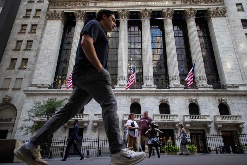 Wall Street svakt ned – Programvareselskap til himmels - Finansavisen
