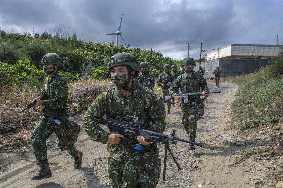 Taiwan: Øker forsvarsbudsjettet kraftig etter press