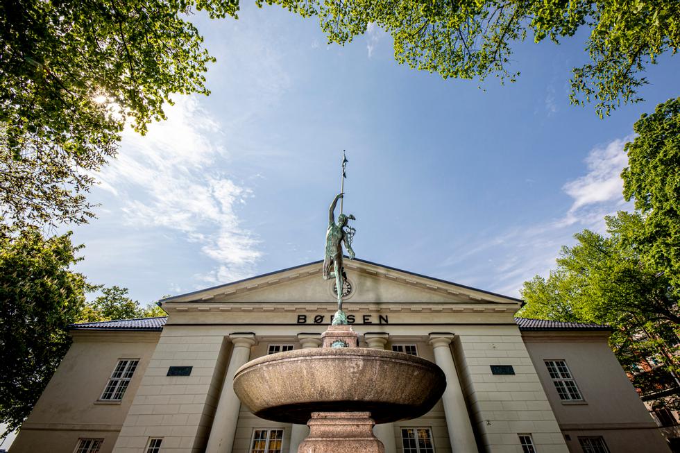 Små aksjer blir knust av de store