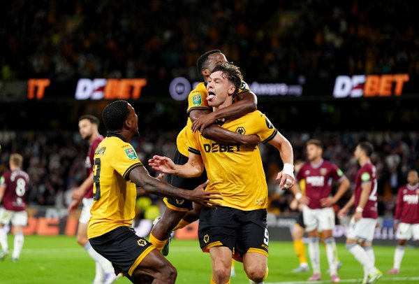 Wolverhampton Wanderers' Jorgen Strand Larsen celebrates scoring their side's third goal of the game during the Carabao Cup second round match at Molineux Stadium, Wolverhampton. Picture date: Tuesday August 26, 2025.