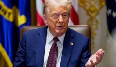 Finansdirektør: Trump-avtale hindrer Intel å selge produksjonsenhet