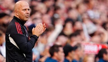 Liverpool-manager Arne Slot klager på suspensjonen til Ryan Gravenberch