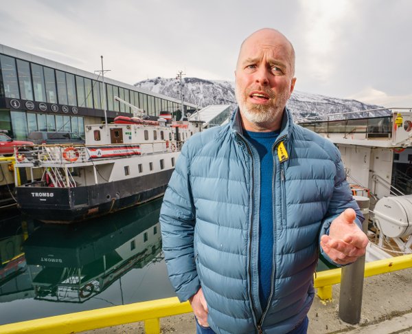 Vil bekjempe fattigdom i Tromsø. Nytt prosjekt skal gi hver familie en egen veileder gjennom gjennom papirmølla. Målet er å bryte helt ut av fattigdomsfella. Nav-leder Geir Jakobsen