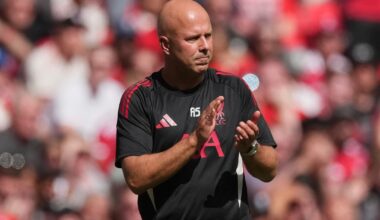Liverpool-sjefen taus om Guehi-rykter – bekrefter enighet om stoppertalent