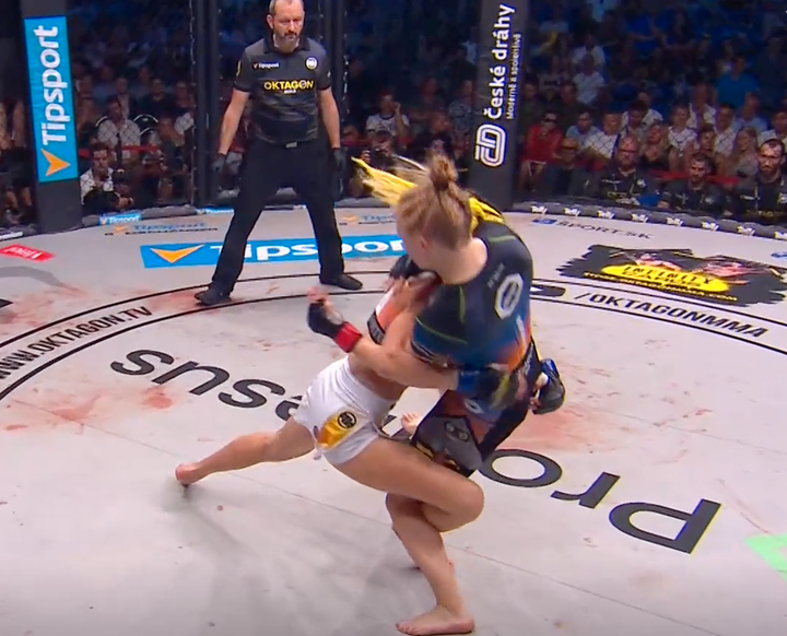 Cecilie Bolander pådro seg trolig stygg kneskade – tapte på knockout