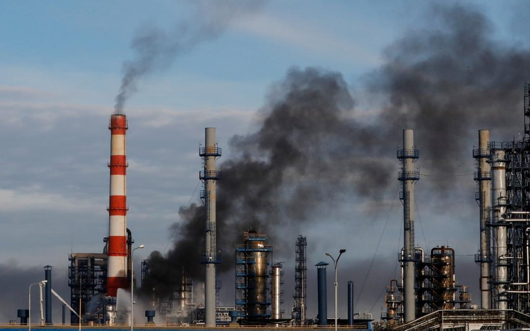 USA vurderer sanksjoner mot russiske oljeselskap