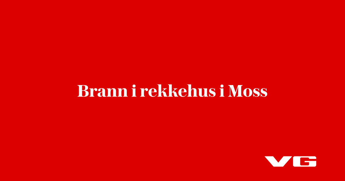 Brann i rekkehus – person tas hånd om av ambulanse