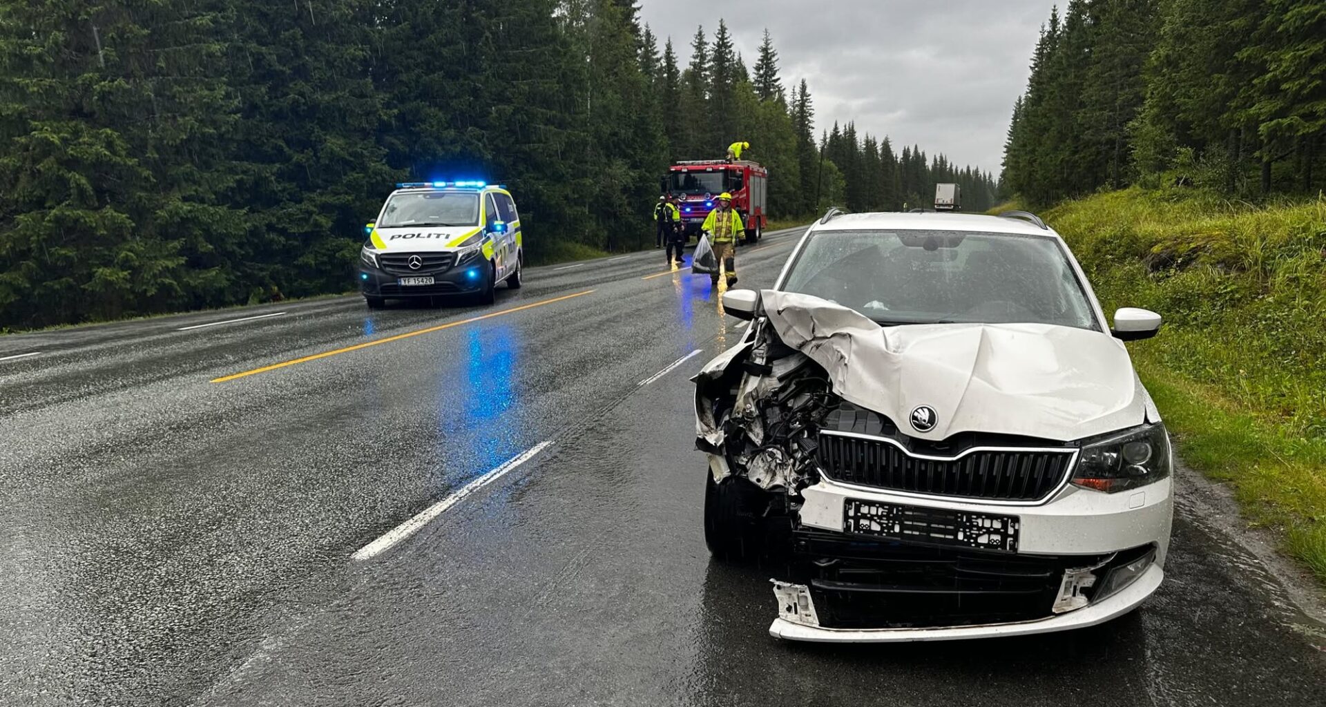Nyheter, Trafikk | Nødetatene rykker ut etter melding om trafikkulykke