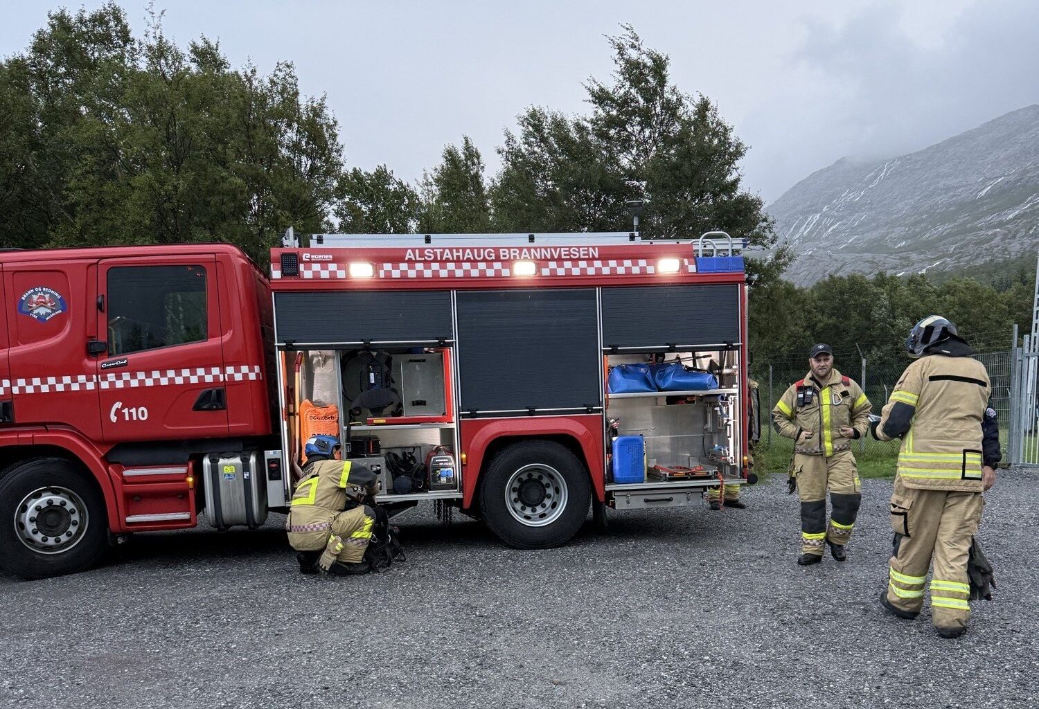 Ulykker, Brann | Omfattende skader etter lynnedslag: – Jobber for å sikre at alt kommer raskt tilbake i normal drift