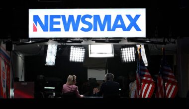 Newsmax må betale 683 millioner kroner for valgløgner