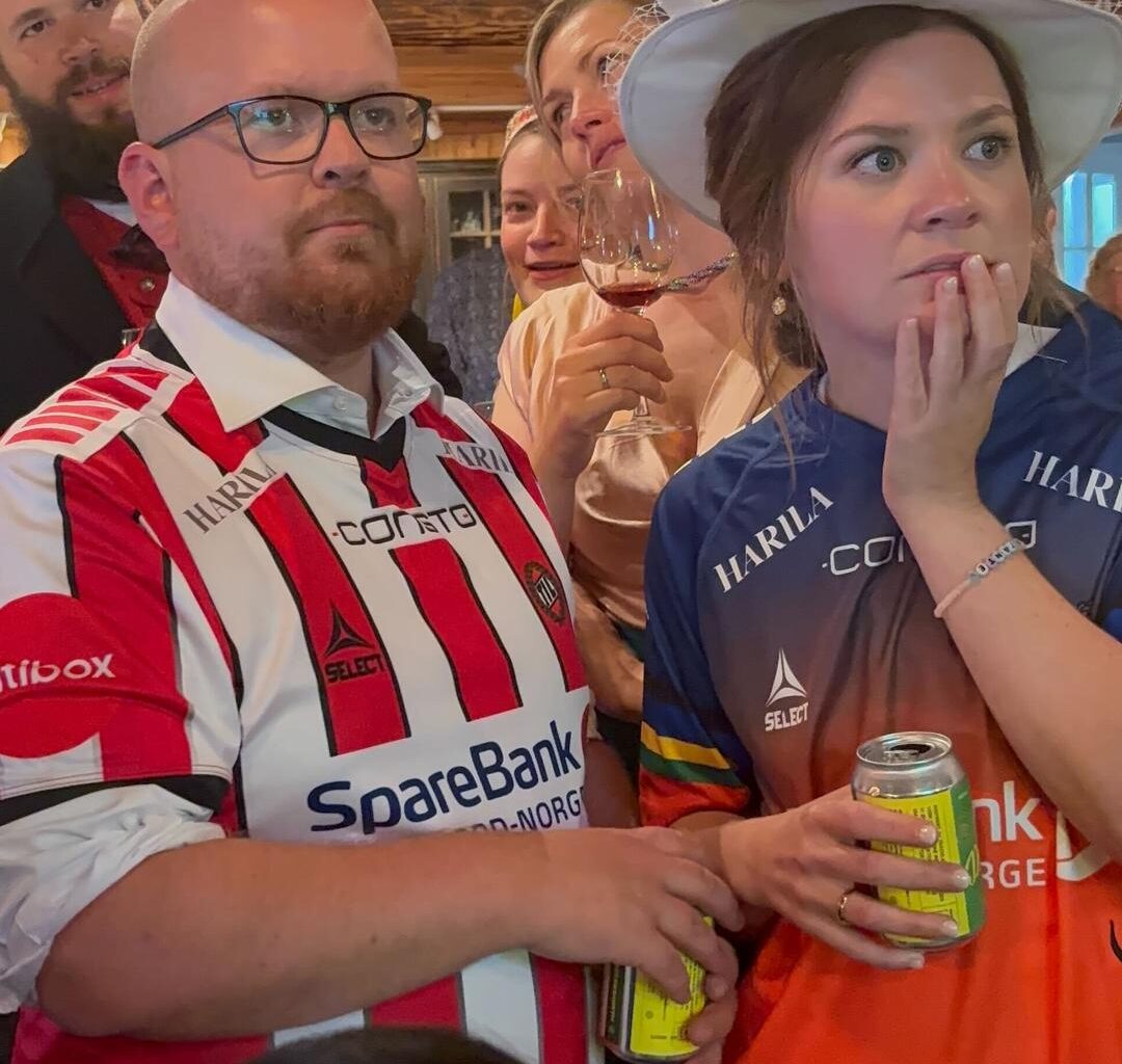 Droppet søsterens bryllup for toppkamp i Eliteserien: – Hvor er Jørgen?!