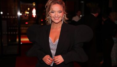 Alexandra Rotan er forlovet