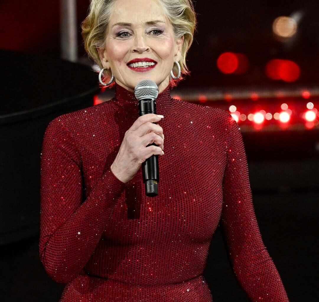 Hollywood-stjernen Sharon Stone tjener mer som modell enn skuespiller