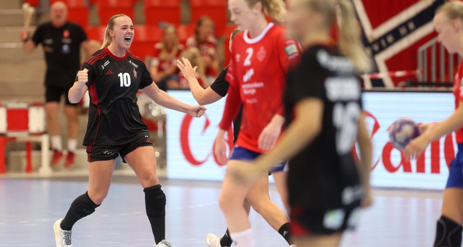 Larvik HK, Sport | To sekunder fra fadese: – Den ballen skal bare f ... i meg inn!