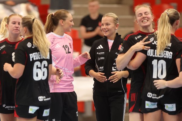 Dina Frisendal og Sanna Langmo Wold