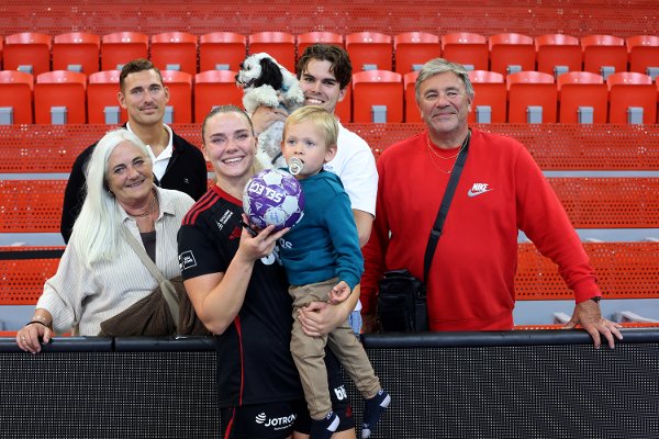 Christina Pedersen med familien