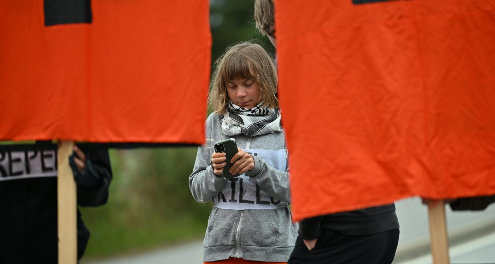 Greta Thunberg, Extinction Rebellion | Store demonstrasjoner utenfor Mongstad: – Burde skamme seg