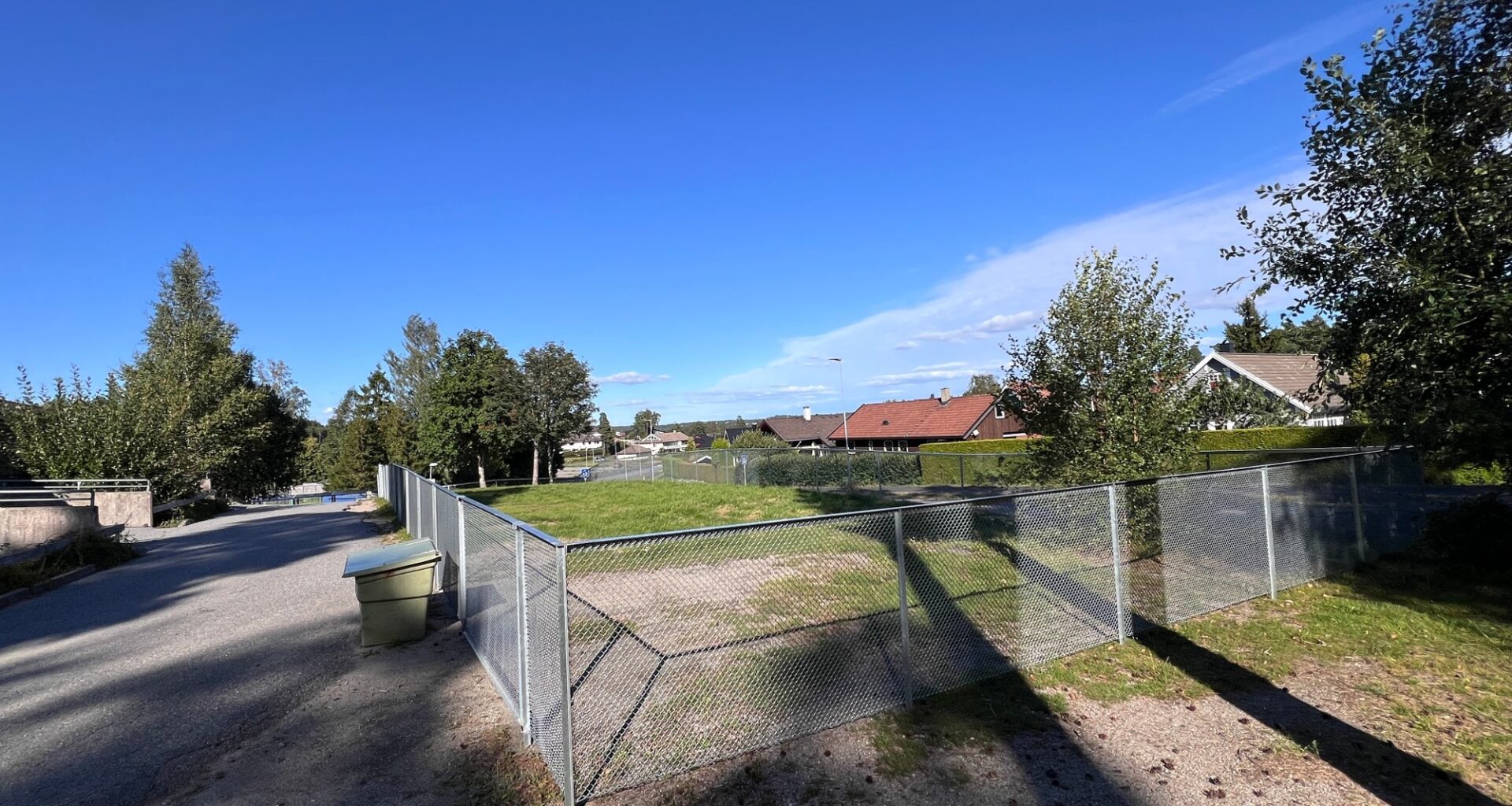 Skole og utdanning, Autisme | Inkludering i Fredrikstad-skolen: Kritikk mot skjermede skolegårder