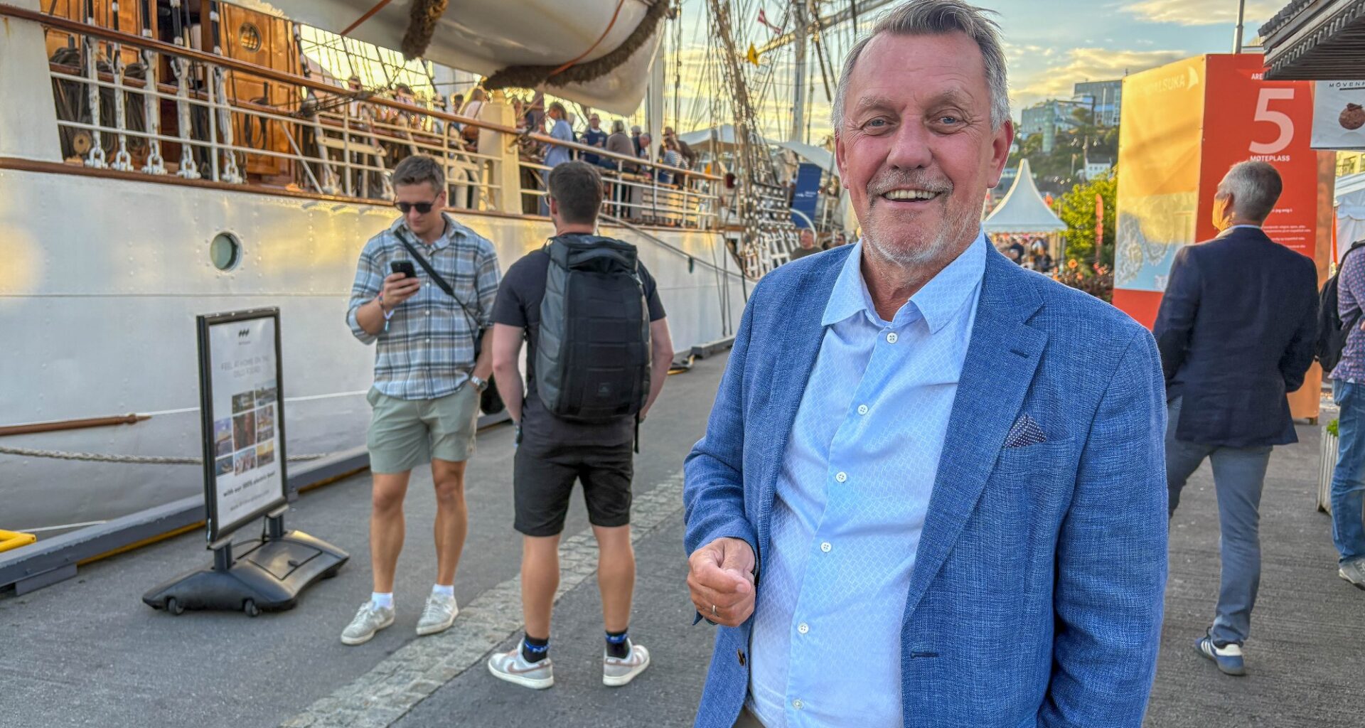 Leder, Gunnar Wilhelmsen | Rett av Wilhelmsen å dra på elitefest