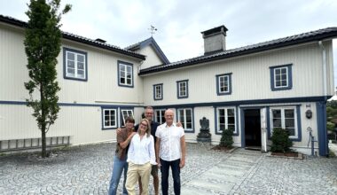 Øvre Eiker, Hokksund | KariAnne og Jan-Roger får storfint besøk hjemme: – Det føles som et skup