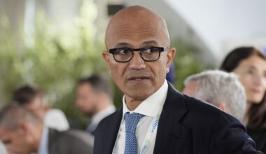 En del av Microsoft-toppsjef Satya Nadellas ansatte er lite fornøyde med at selskapets teknologi brukes av IDF.