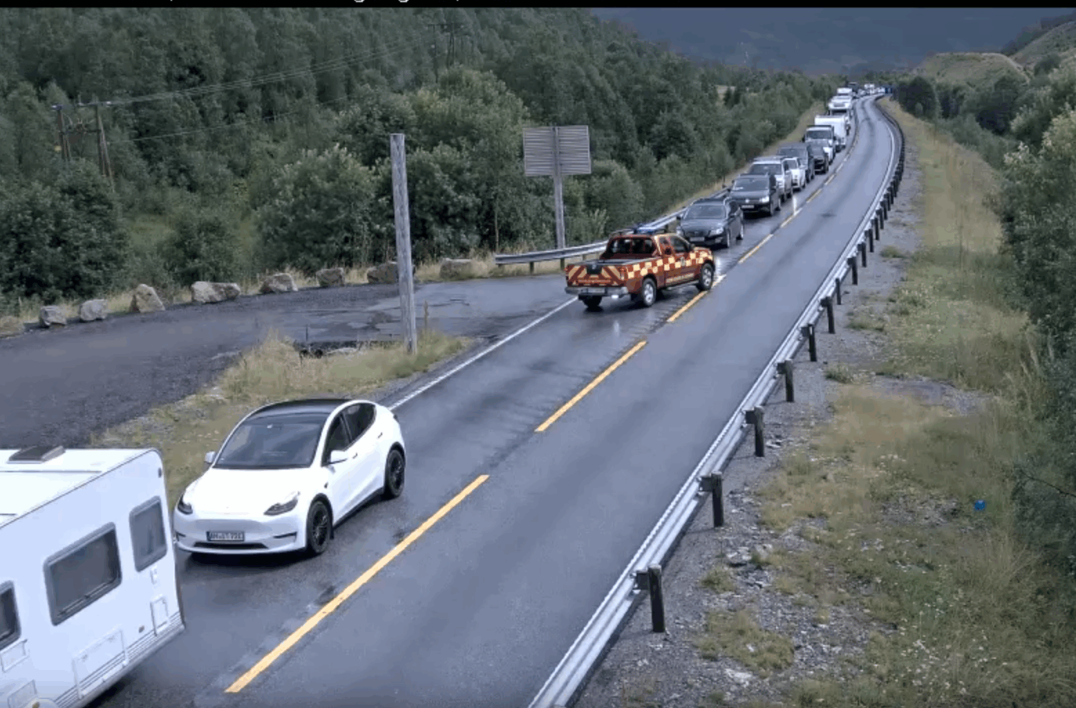 Trafikk, Ulykke | Frontkollisjon i Frudalstunnelen – vegen er stengd