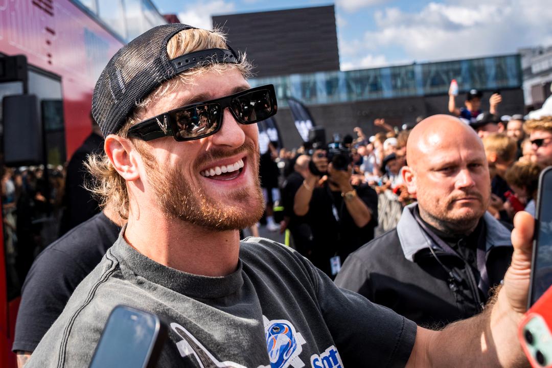 Logan Paul giftet seg med Nina Agdal i Italia