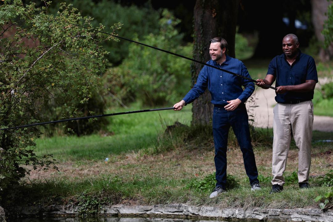 JD Vance på ferie i Storbritannia: Skaper kaos i landsbyer
