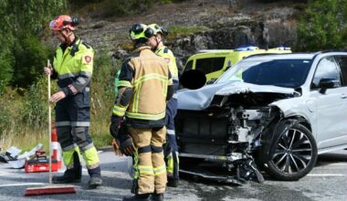 Trafikk, Ulykker | Trafikkulykke mellom bil og lastebil