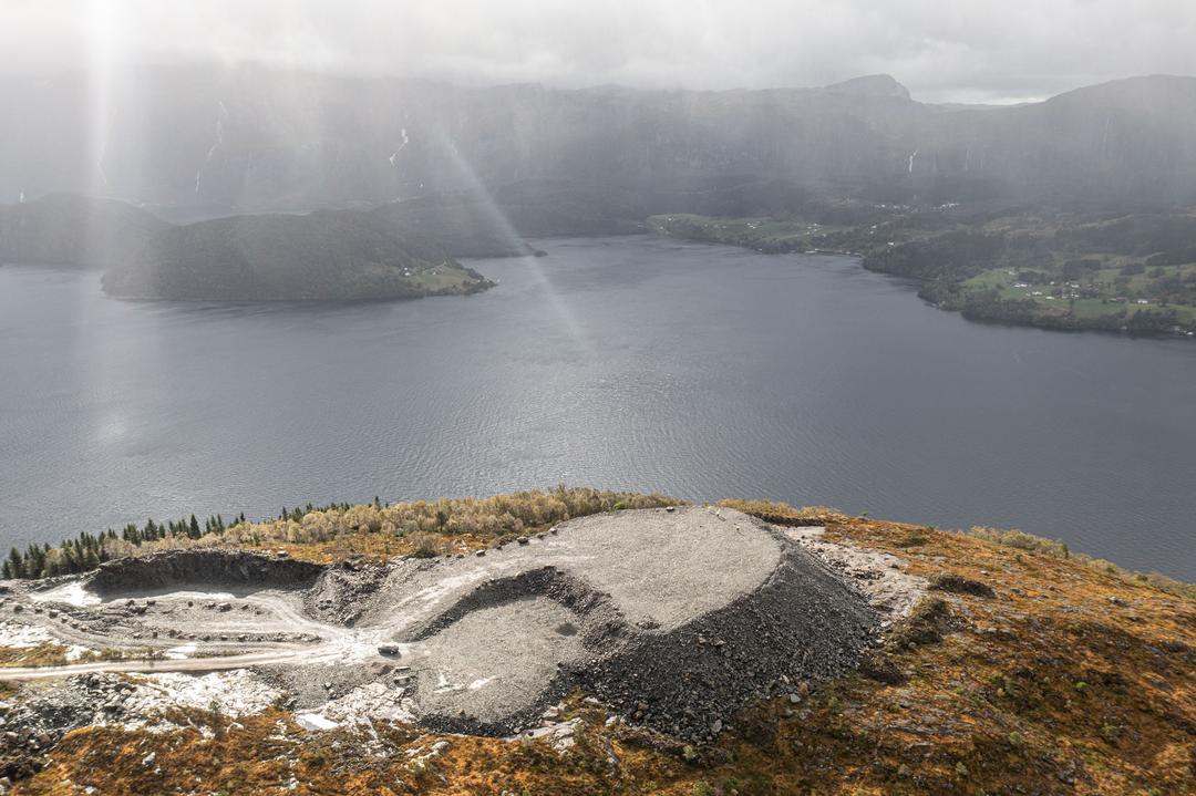Hun la merke til at jeg utviklet en fobi for mobiltelefonen min, kunne ikke gå inn på arbeidsplassen min uten at han var der. Altså, kanalene mine.