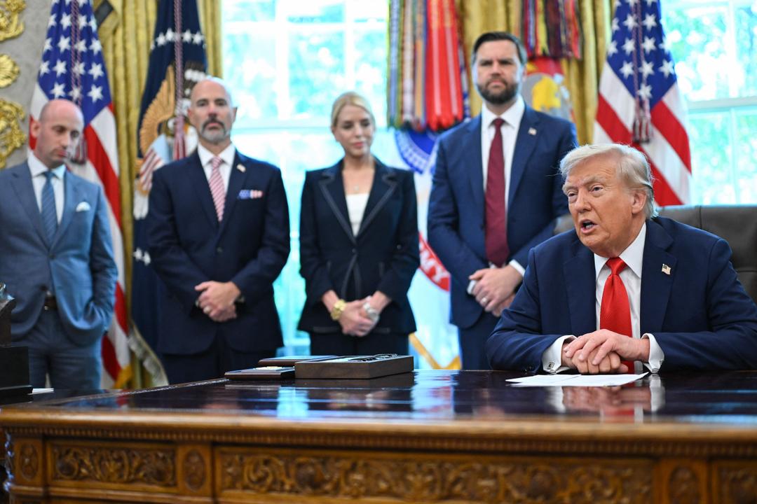 – Trump er på full fart mot ubegrenset makt