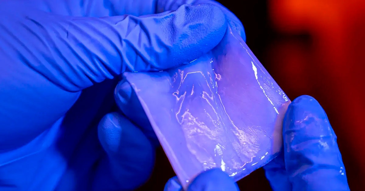 Ny gjennomsiktig bioplast er sterkere enn stål og kan erstatte vanlig plast