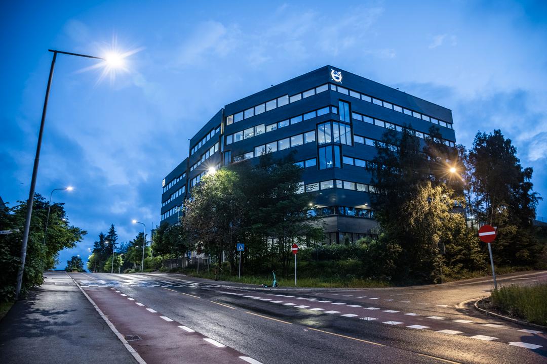 Siktelse utvidet mot førsteamanuensis - skal ha bestilt overgrep på nett