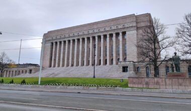 Riksdagsmedlem funnet død i parlamentet