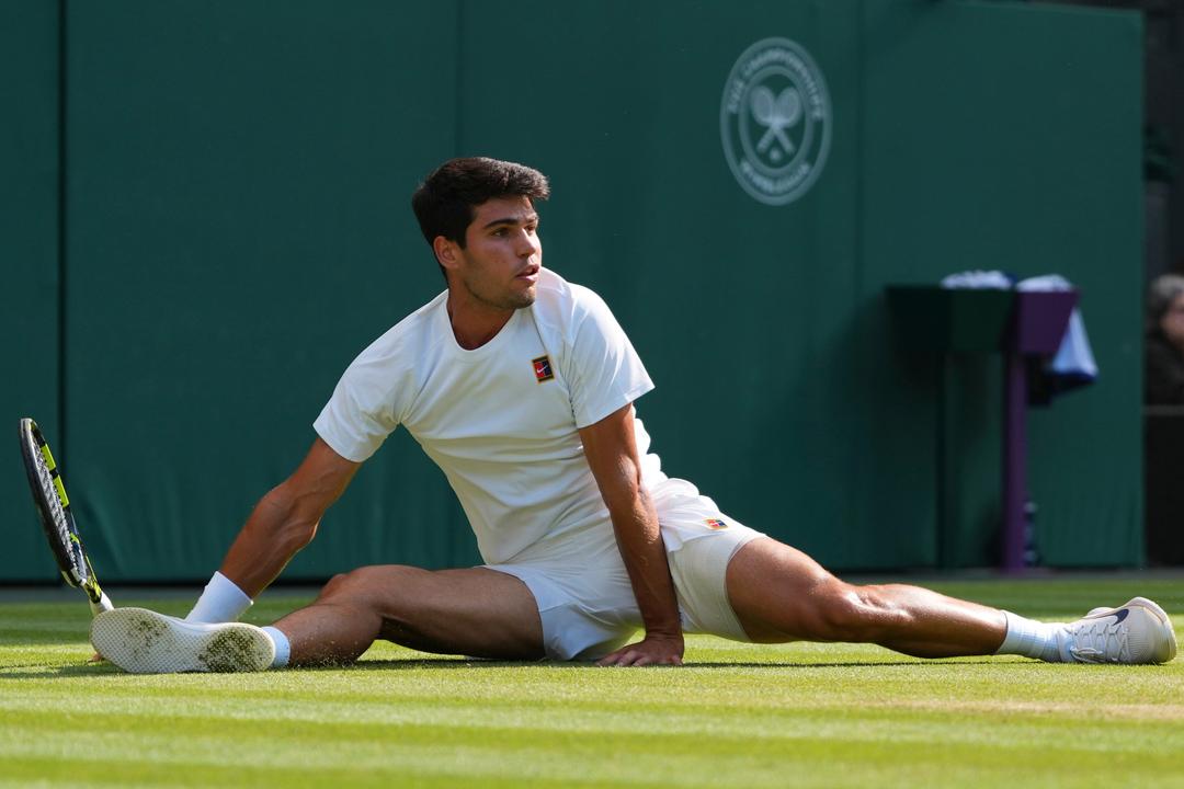 Carlos Alcaraz sikret superfinale mot Jannik Sinner – kan revansjere Wimbledon-tapet