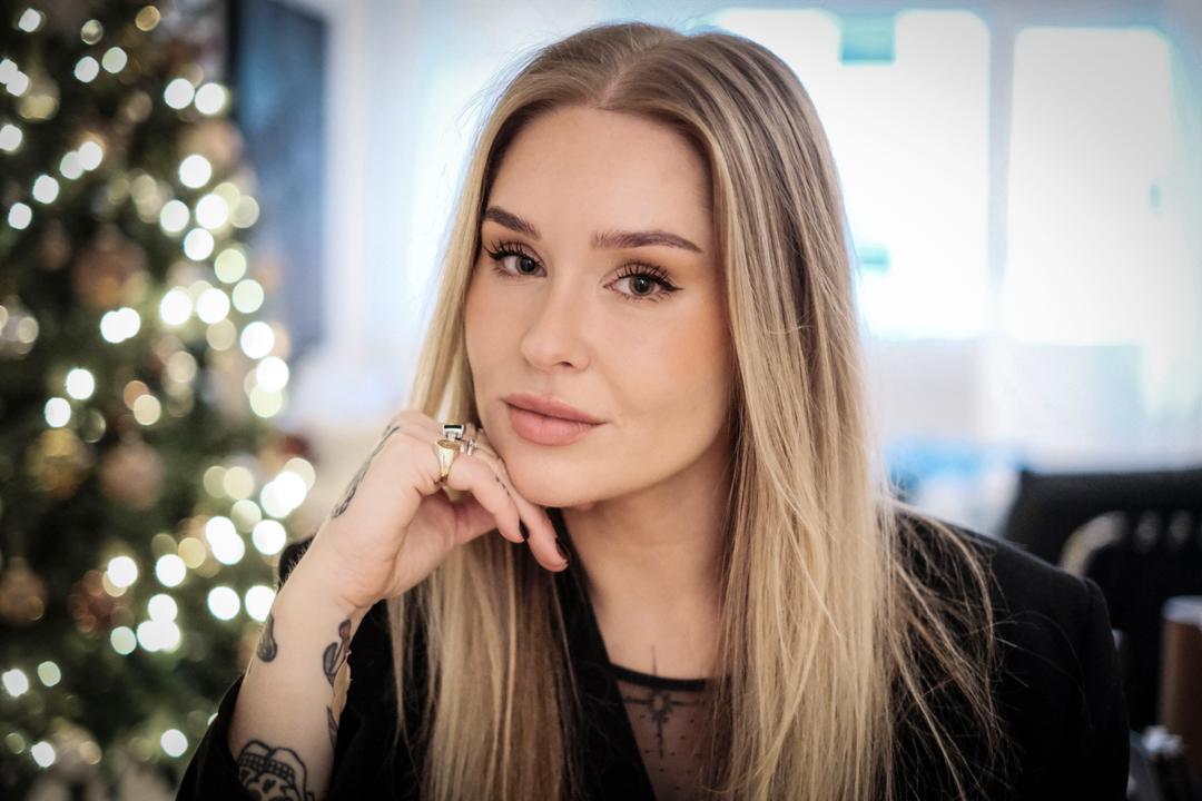 Helle Nordby tar pause fra podkasten sin