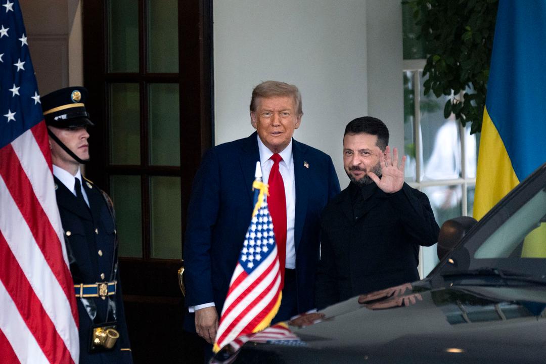 Donald Trump fikk gave av Volodymyr Zelenskyj
