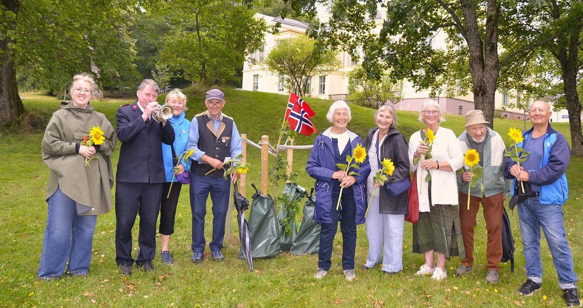 Larvik, Innsendt bidrag | Markering i Larvik: – Ingen skal måtte oppleve det