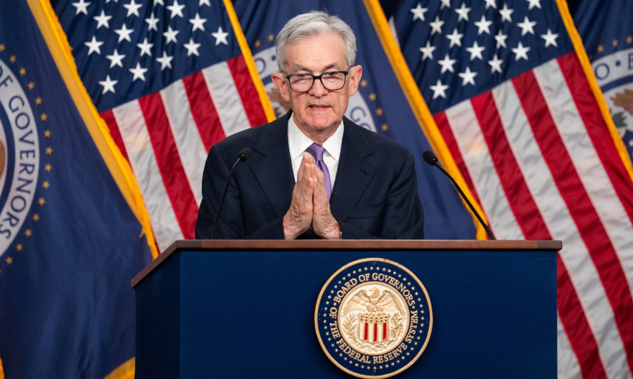 Svakere dollar og rentefall etter Powell