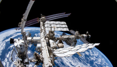 Satellitter og søppel truer ozonlaget og sikkerheten i verdensrommet