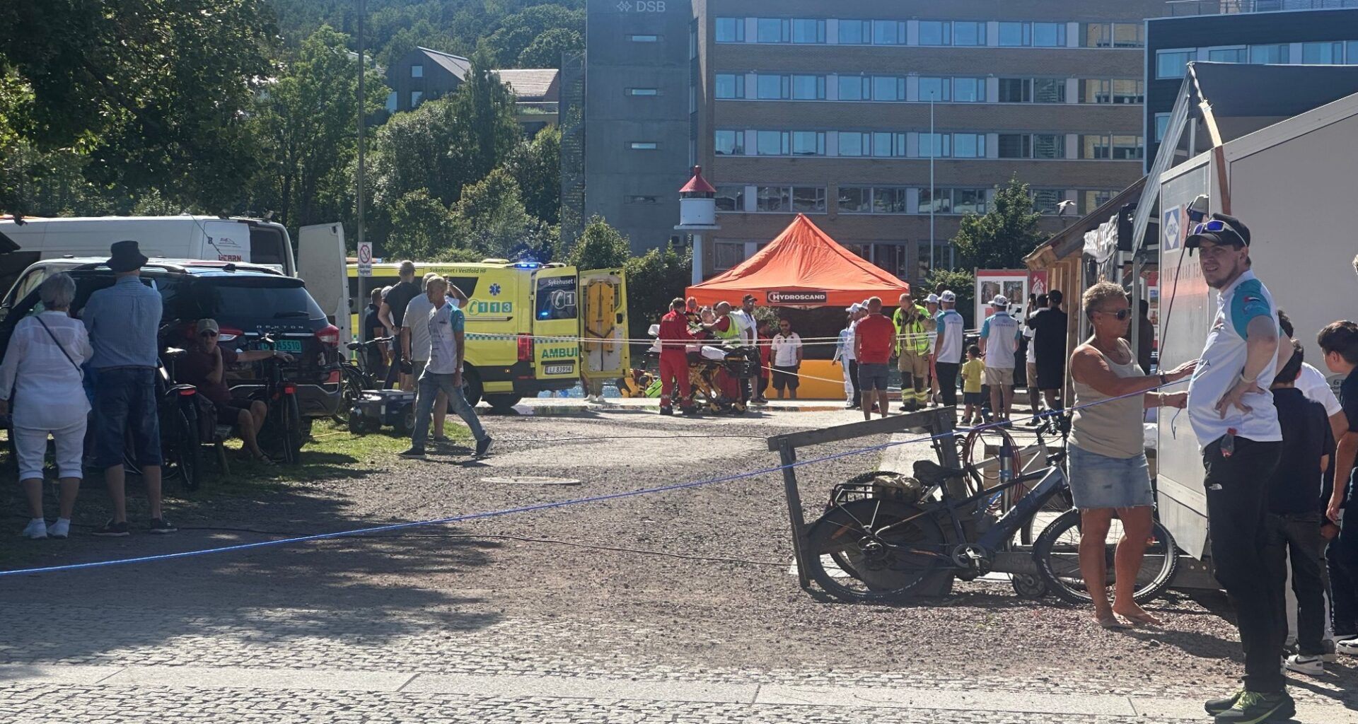 Sjø, Helse | Person hentet opp fra vannet – får livreddende førstehjelp