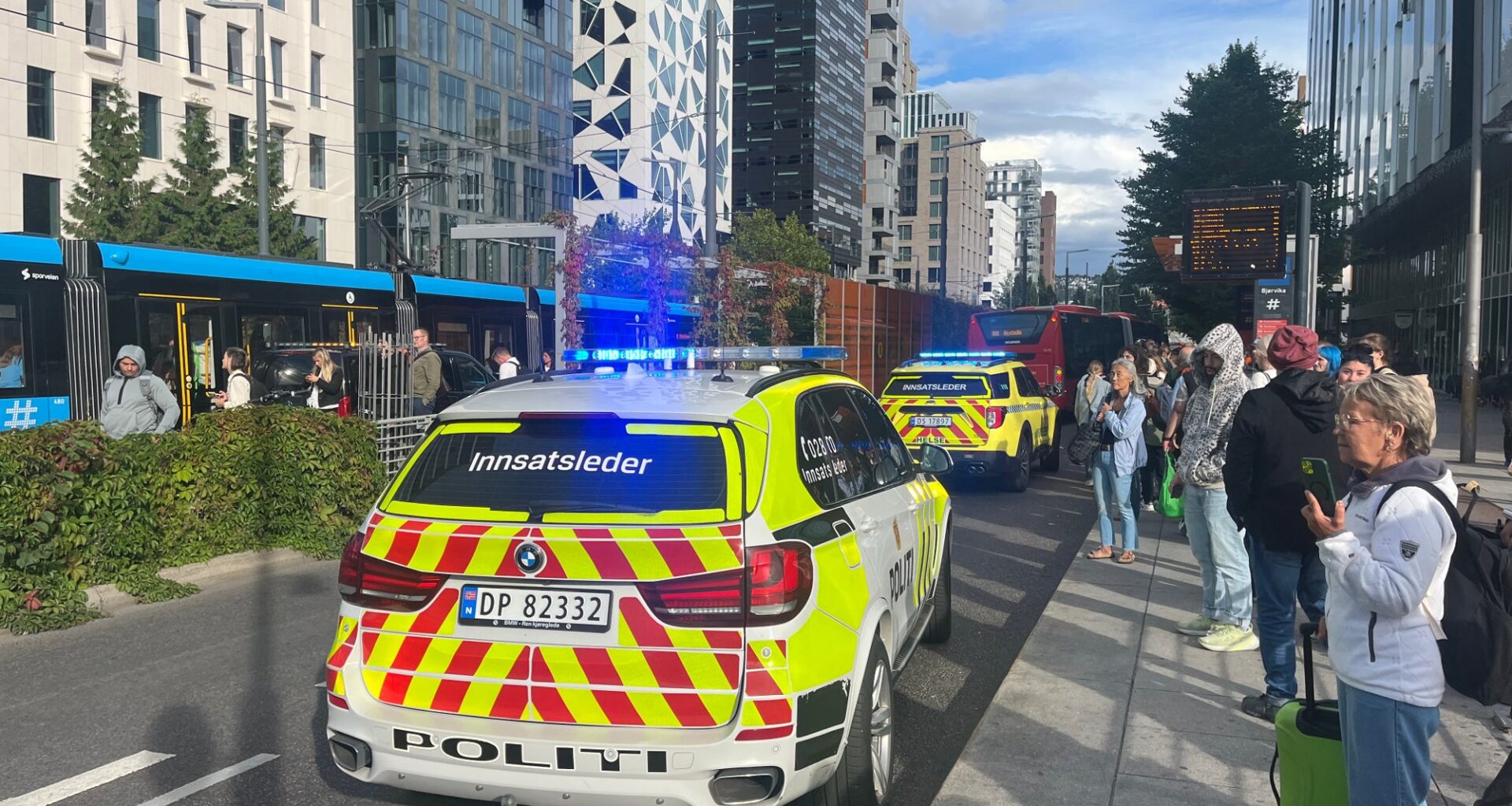 Krim, Helse | To personer påkjørt av trikken i Bjørvika: – Alvorlig