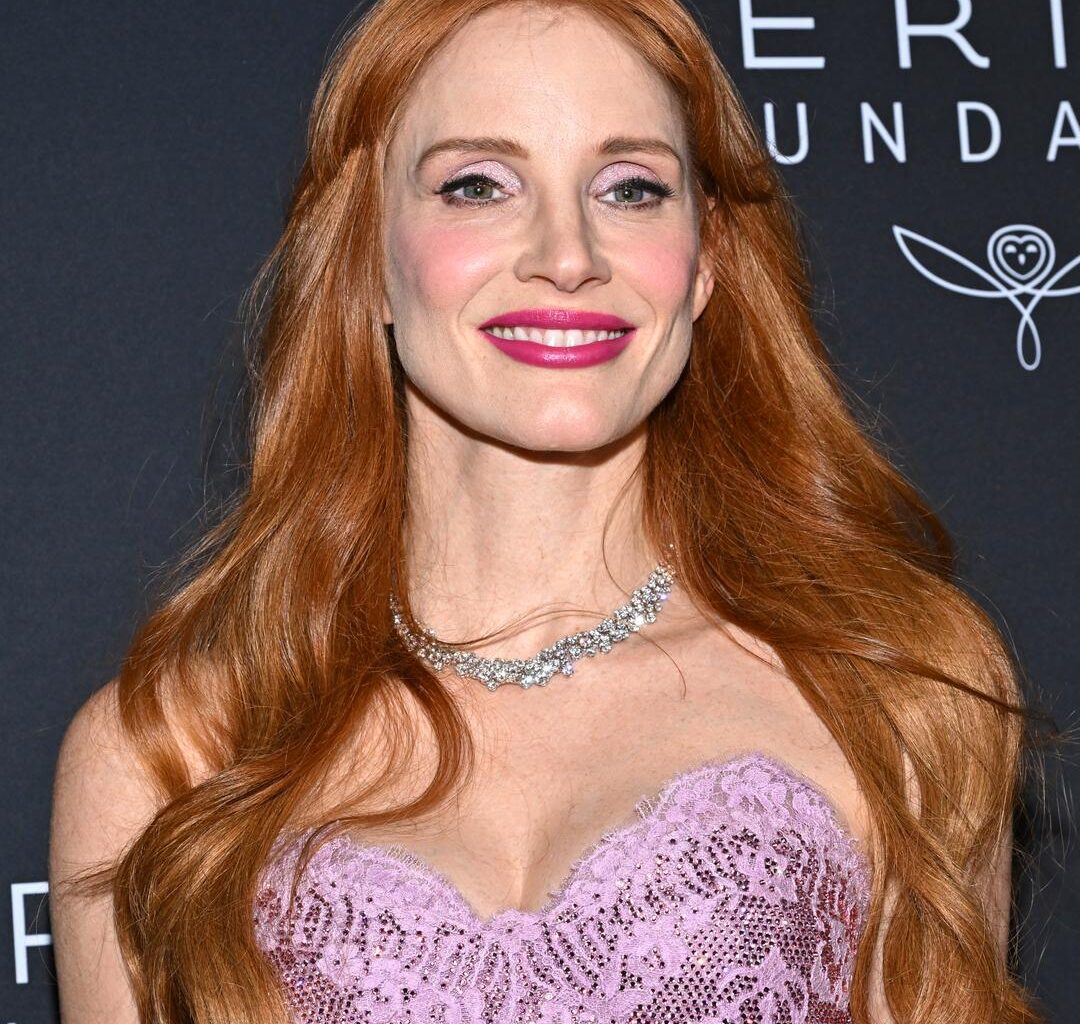 Jessica Chastain kritiserer Apple TV+ for å utsette serie etter Charlie Kirk-drapet