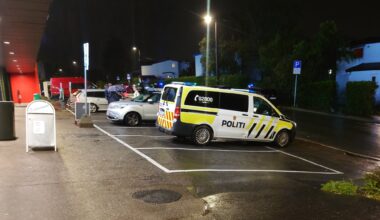 Væpnet ran, Veitvet | Politiet jakter to personer etter knivran i leilighet på Veitvet: – Utsatt for vold
