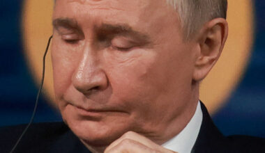 Russlands krigskasse tømmes: Putin strammer inn