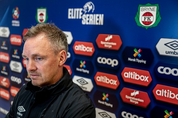 Bryne 20250824. 
Brynetrener Kevin Knappen etter eliteseriekampen i fotball mellom Bryne og Strømsgodset på Bryne stadion.
Foto: Carina Johansen / NTB