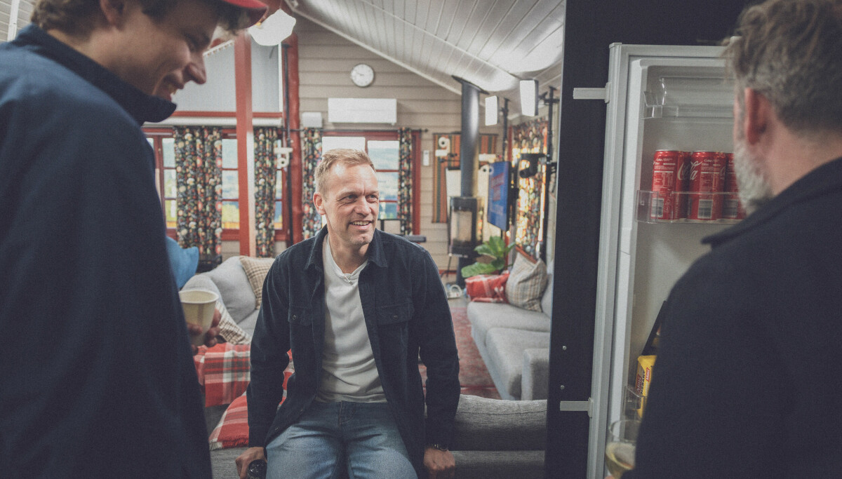 «Ikke lov å le på hytta»: Produksjonen måtte bryte inn