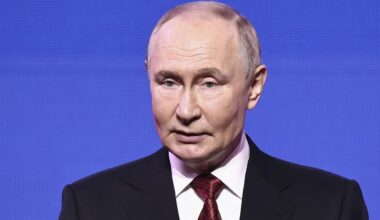 Nye milliardærer stemplet som ekstremister – nå tar Putin alt
